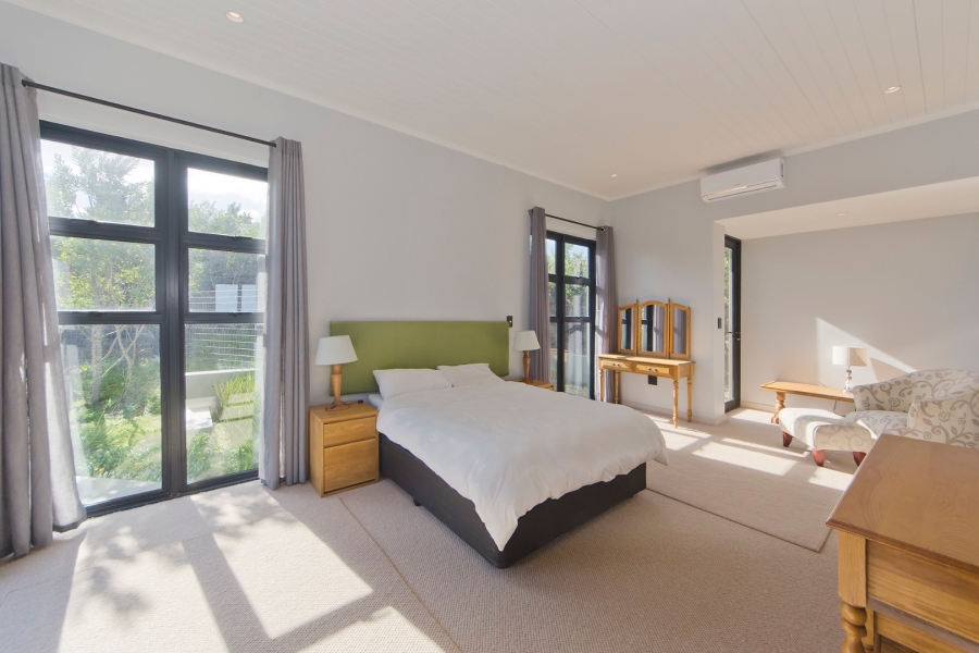 5 Bedroom Property for Sale in Pezula Private Estate Western Cape